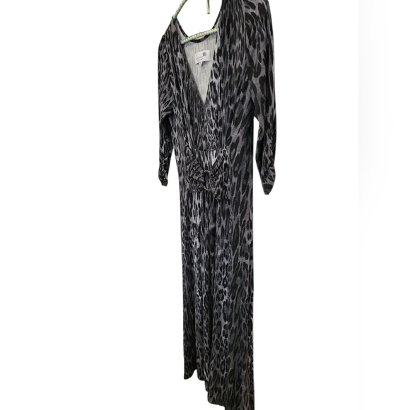 Liz Lange Completely Me Lovely Maxi Dress V Neck Soft Flowing Fabric For Fall PL - Picture 2 of 12